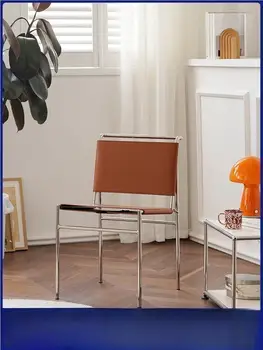 Stredoveké kreslo kožené sedlo nehrdzavejúcej ocele reštaurácia voľný čas stoličky Nordic domov jedálenské stoličky